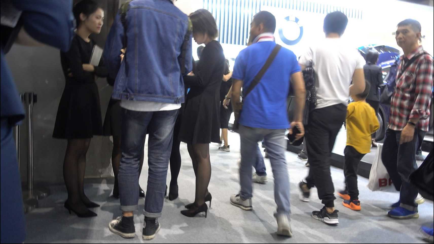 streetsnapnylon[00 02 40][20181208 221408 6]